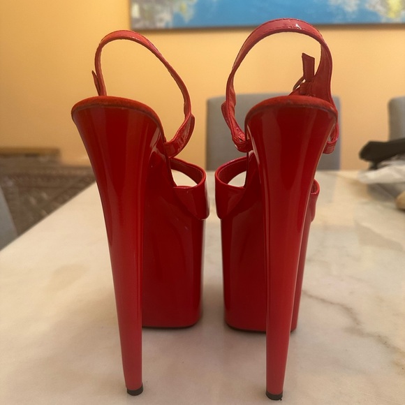 Ellie Juliet 850 Red Platform Stilettos 8” Inch Heels Size 6 New in Box NIB - Picture 6 of 8